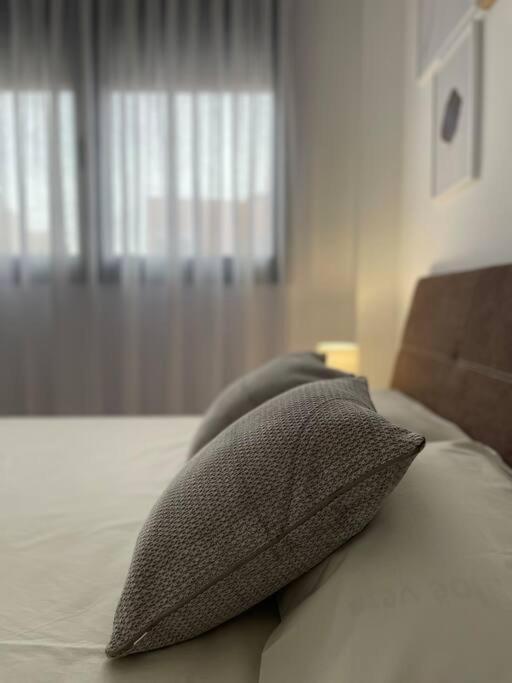 Ferienwohnung Estrenalo A Minutos De Bcn Sant Feliu de Llobregat Exterior foto